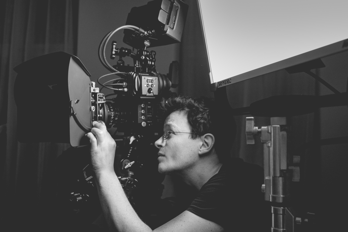 Sebastian Ugovsky-Strassburger on film set