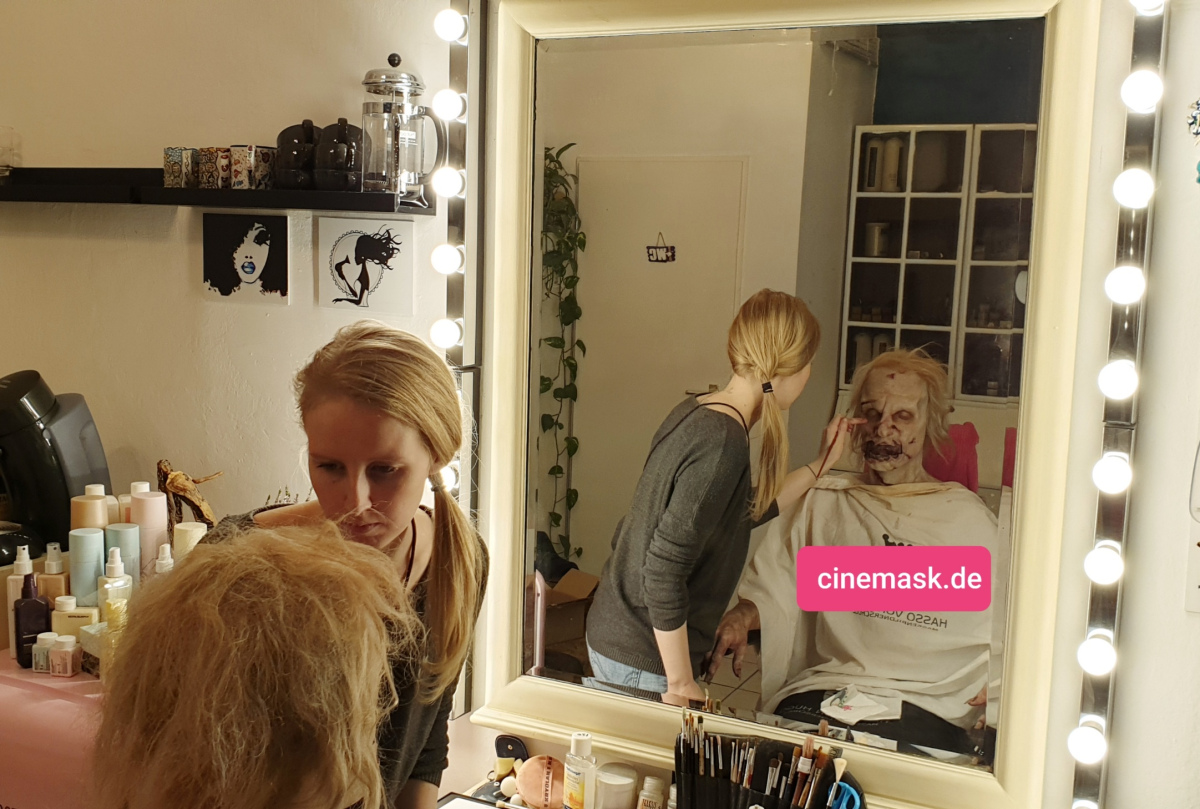 Abbildung von JWL Makeup und SFX making of Toyota Zombie